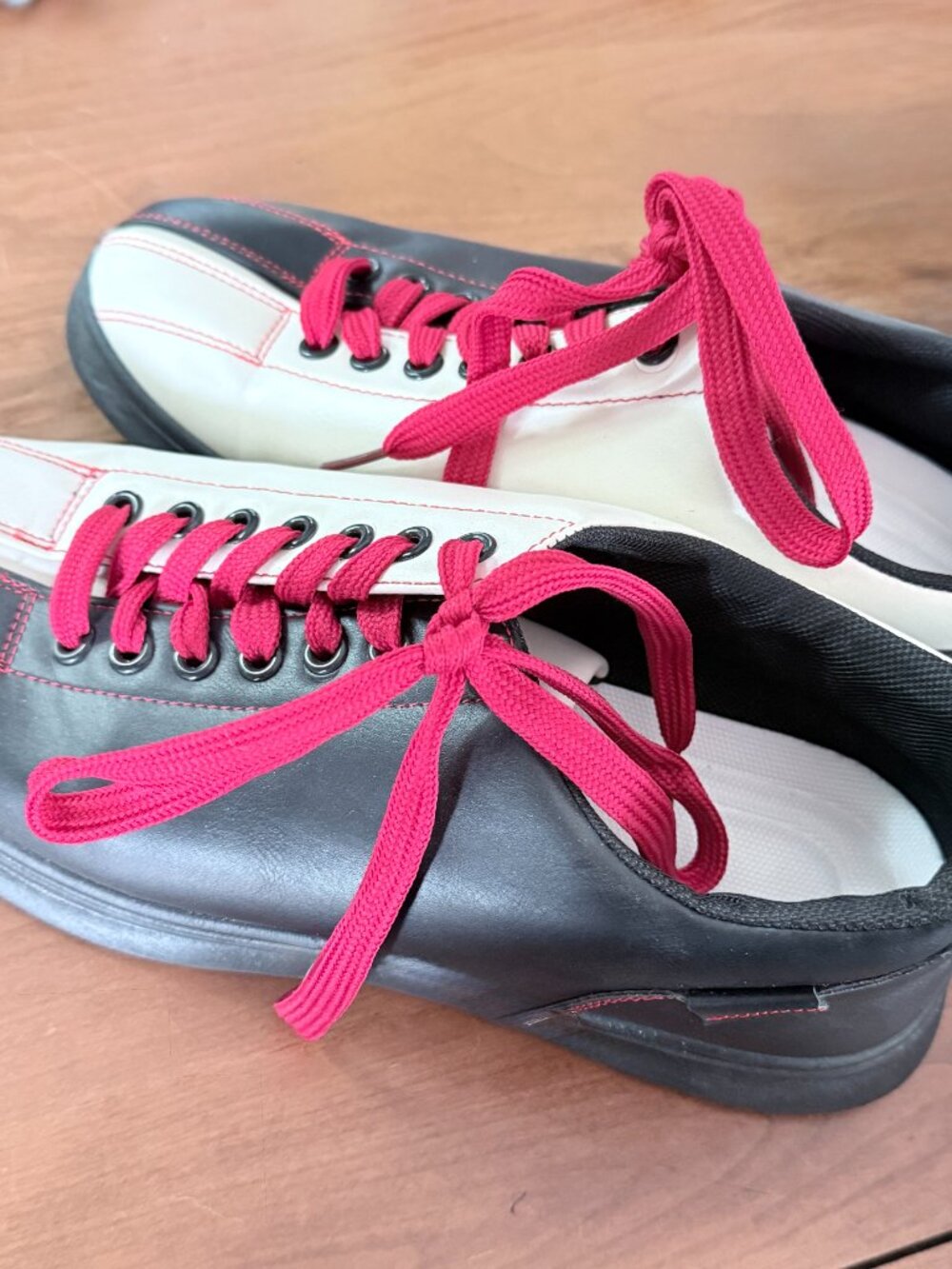 Reebok-like Men's Black White Red Lace-Up Sneakers Casual Athletic Shoes